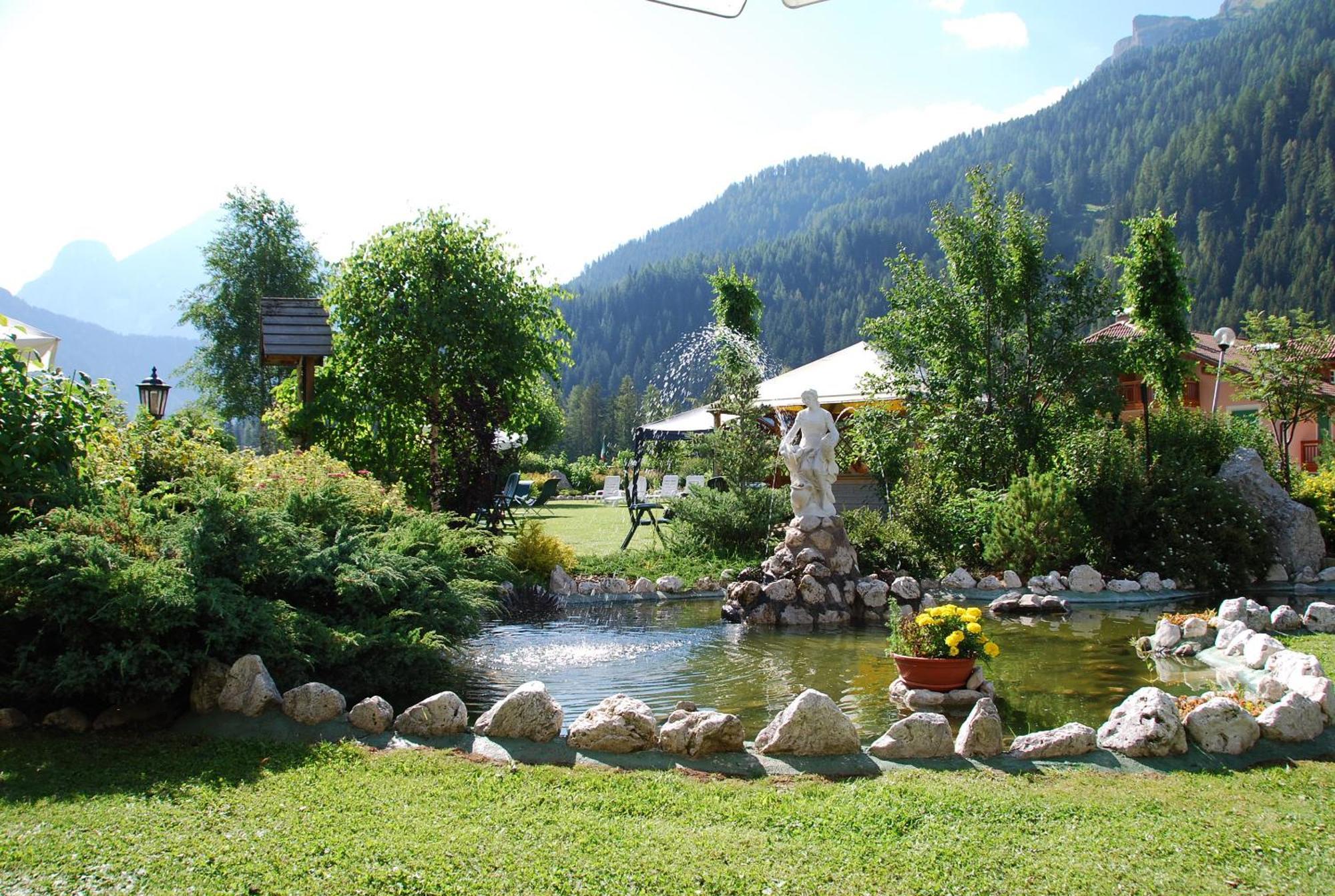 Dolomiten Hotel Irma 卡纳泽伊 外观 照片