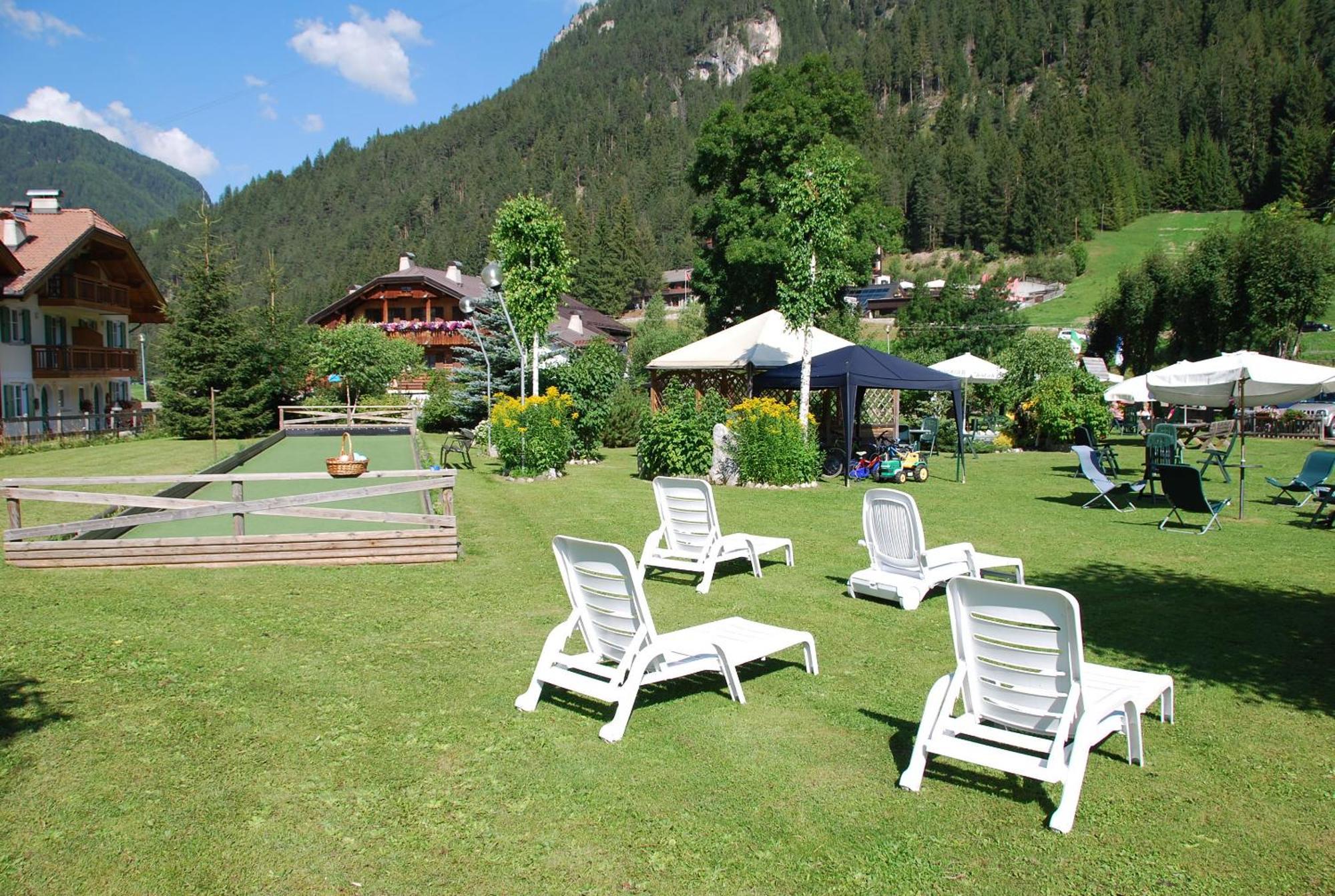 Dolomiten Hotel Irma 卡纳泽伊 外观 照片