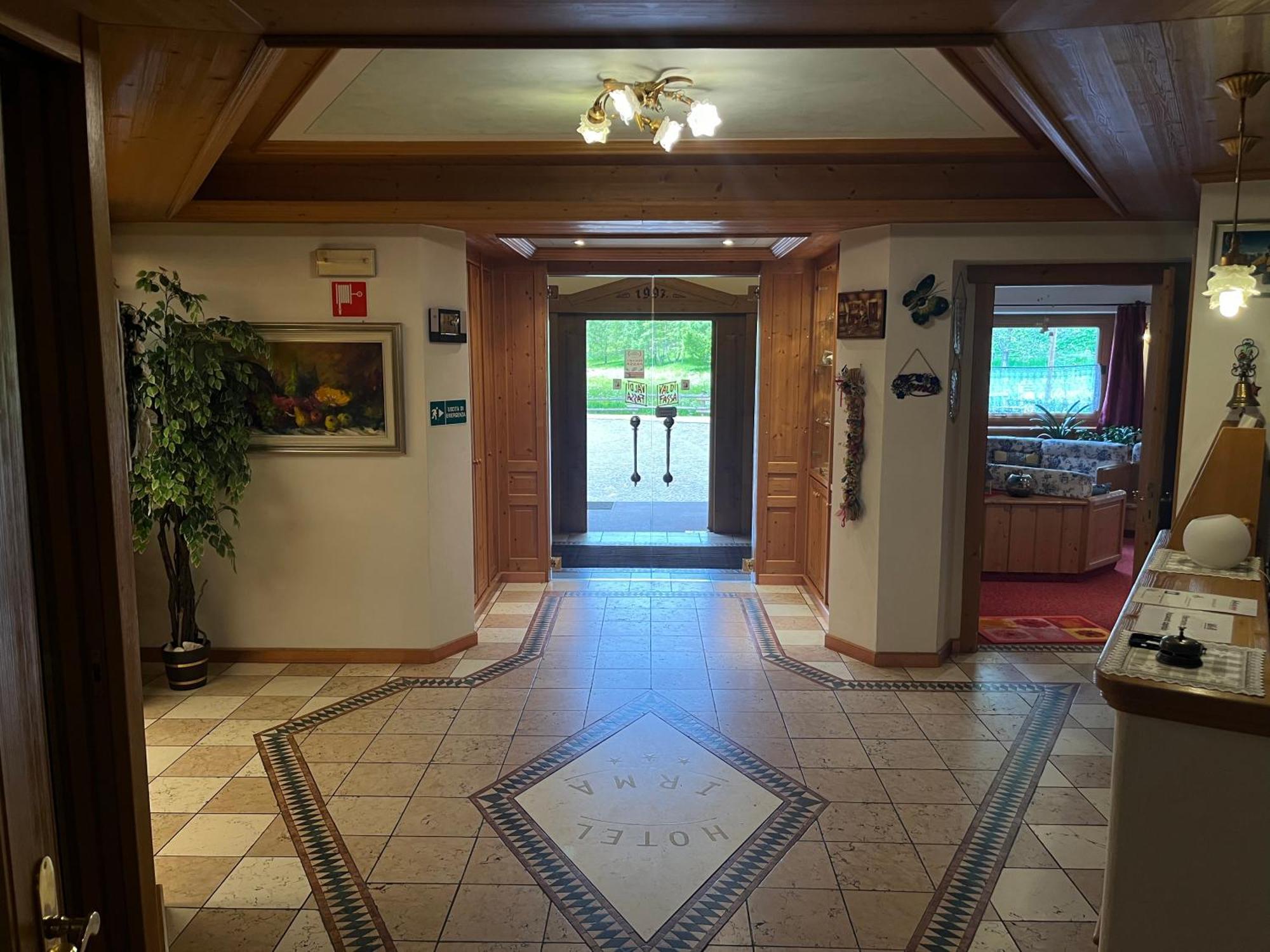 Dolomiten Hotel Irma 卡纳泽伊 外观 照片