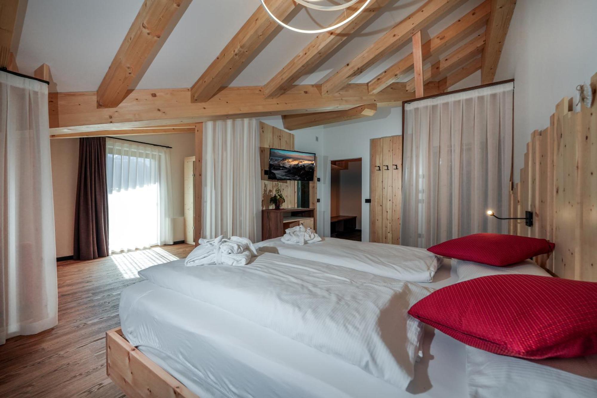 Dolomiten Hotel Irma 卡纳泽伊 外观 照片