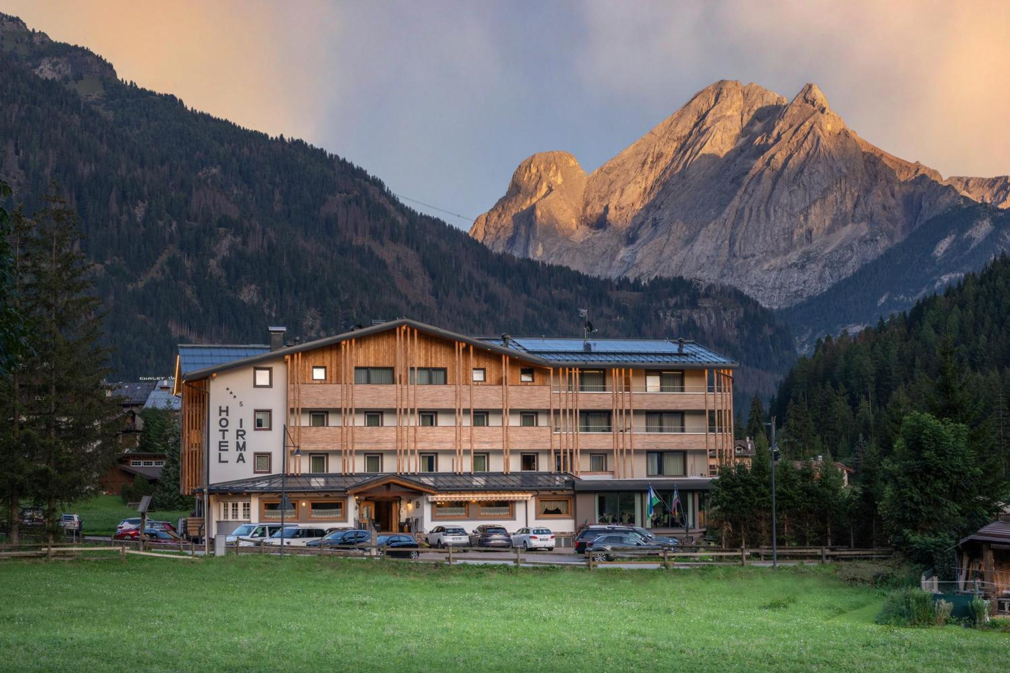Dolomiten Hotel Irma 卡纳泽伊 外观 照片