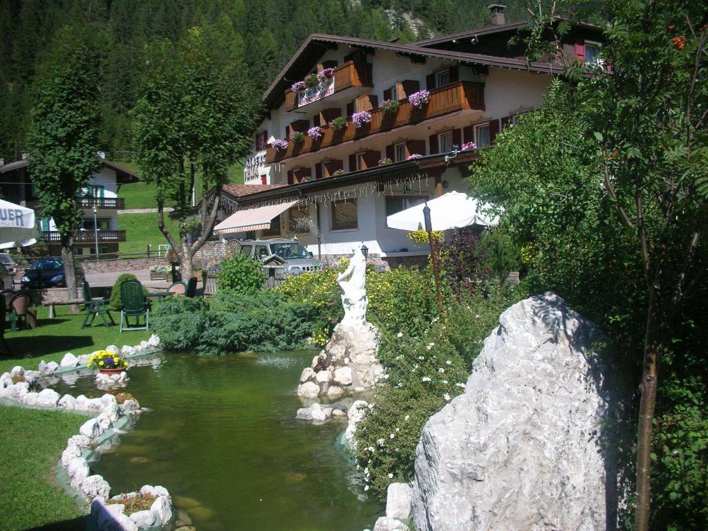 Dolomiten Hotel Irma 卡纳泽伊 外观 照片